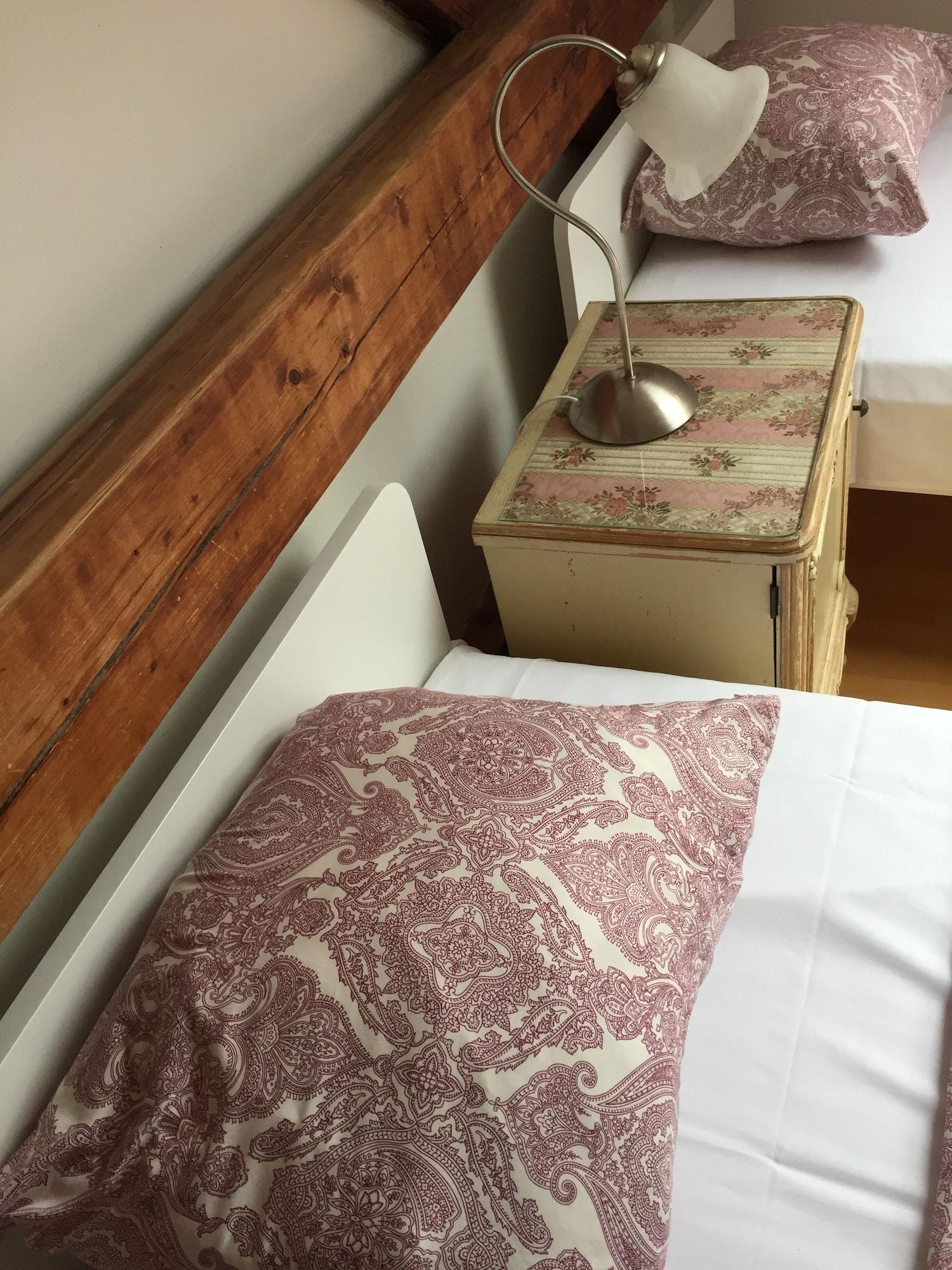 Hostel Rosemary Прага Экстерьер фото