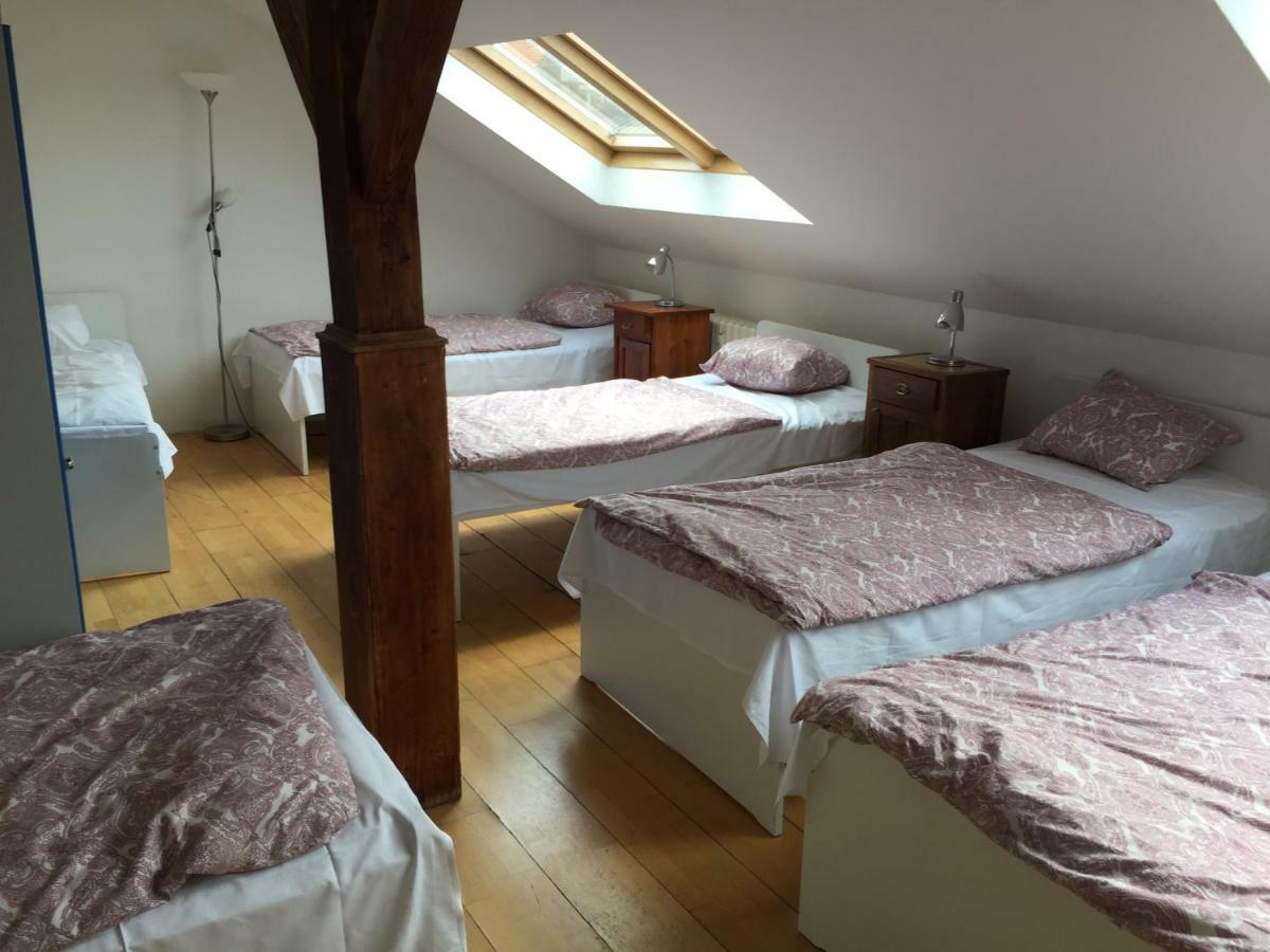 Hostel Rosemary Прага Экстерьер фото
